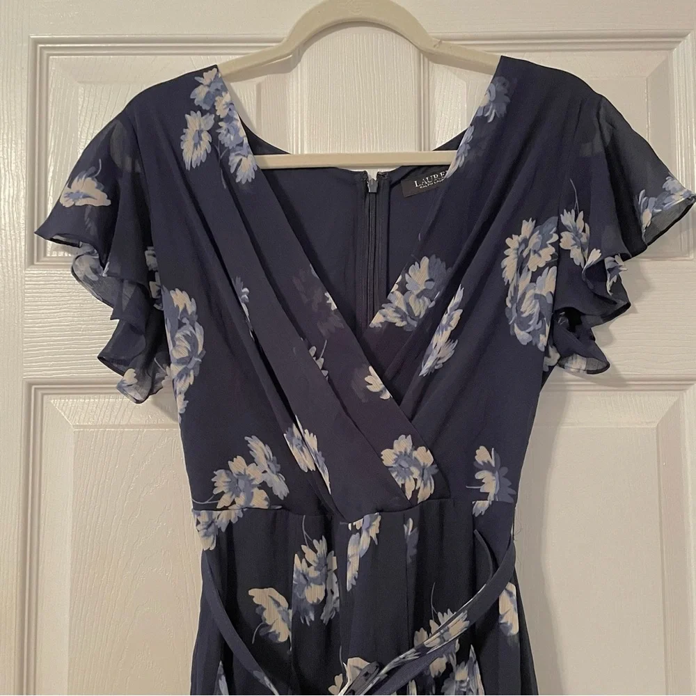 Lauren Ralph Lauren Flutter Sleeve ruffle Dress size 10 or 14 navy multi - Picture 6 of 7